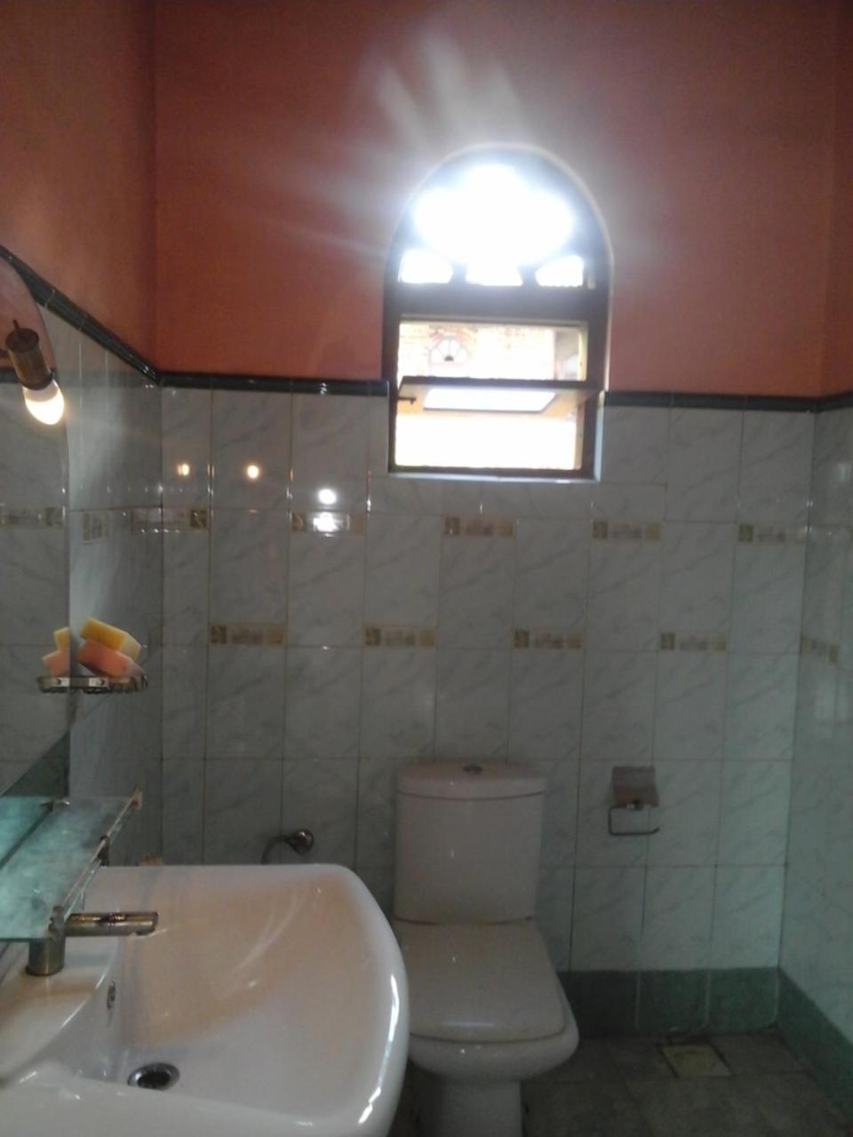 Ferienwohnung Colombo 20 Minutes By Train Wattala Exterior foto